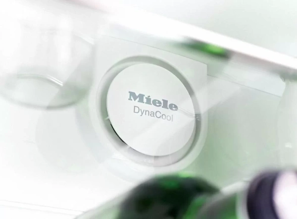 Отдельностоящая холодильно-морозильная комбинация Miele KFNS28463 ED/CS