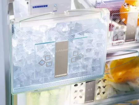 Холодильник Liebherr SBSes 8283