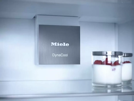 Встраиваемый холодильник Miele KF 7731 E