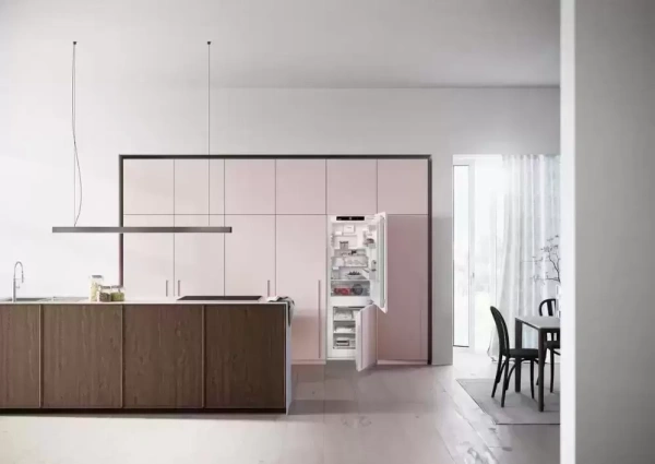 Встраиваемый холодильник Liebherr ICNe 5133 Plus