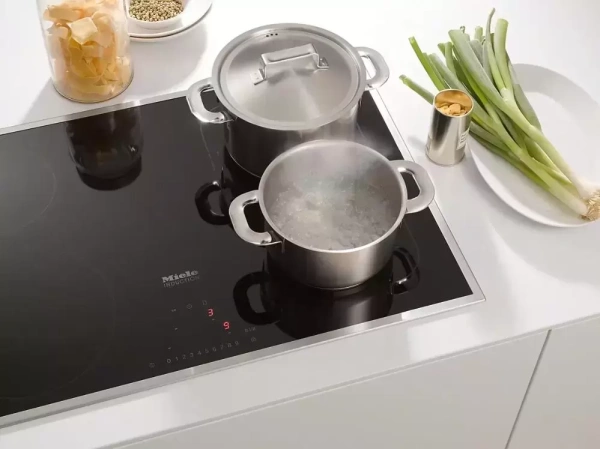 Индукционная панель Miele KM 6347