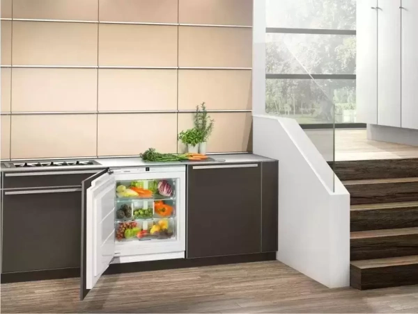 Встраиваемый холодильник Liebherr SUIB 1550 Premium BioFresh