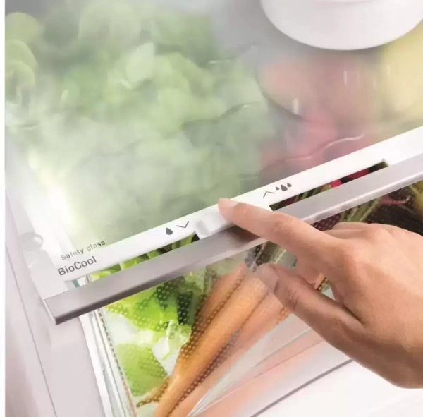 Встраиваемый холодильник Liebherr IKP 2364