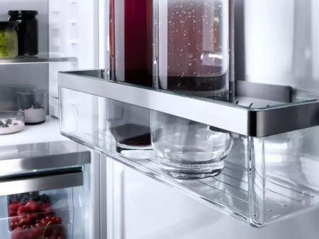 Встраиваемый холодильник Miele KFN 7744 E