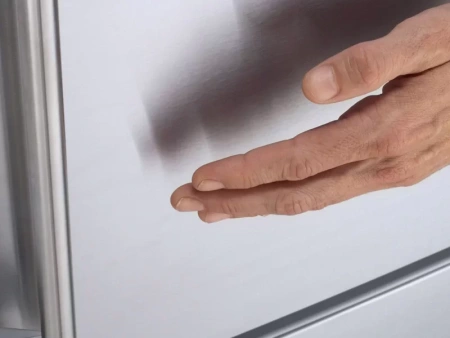 Холодильник Liebherr CBPesf 3613 Comfort BioFresh